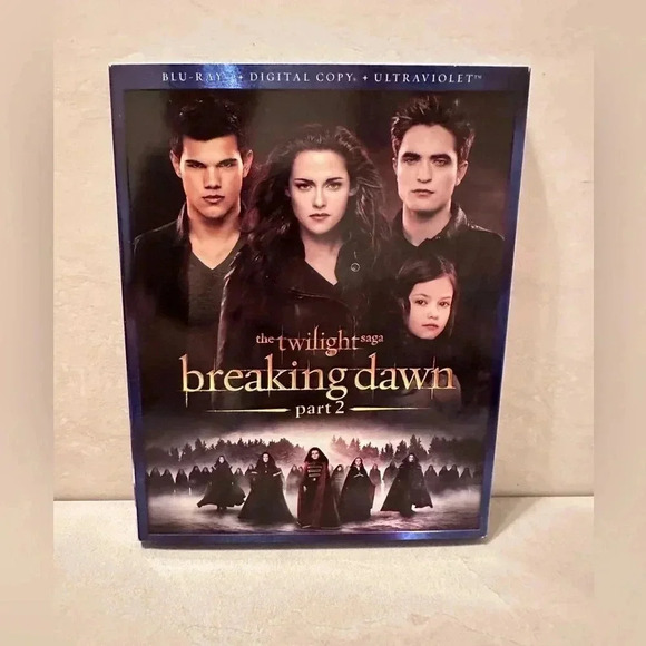 The Twilight Saga Breaking Dawn Part 2 Blu-Ray 2012 Final Chapter  W/ Sleeve - Picture 1 of 3